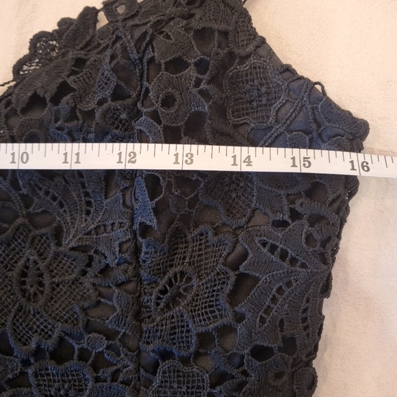 ASTR THE LABEL BLACK LACE DRESS - never worn - Picture 7 of 8